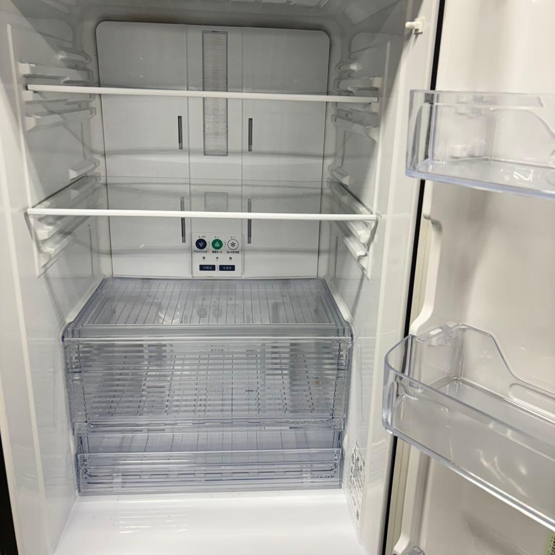 555 SHARP 大きめサイズ　冷蔵庫　310L 300L強　一人暮らし　小型