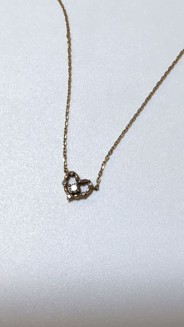 4℃ハート型ダイヤモンドネックレス