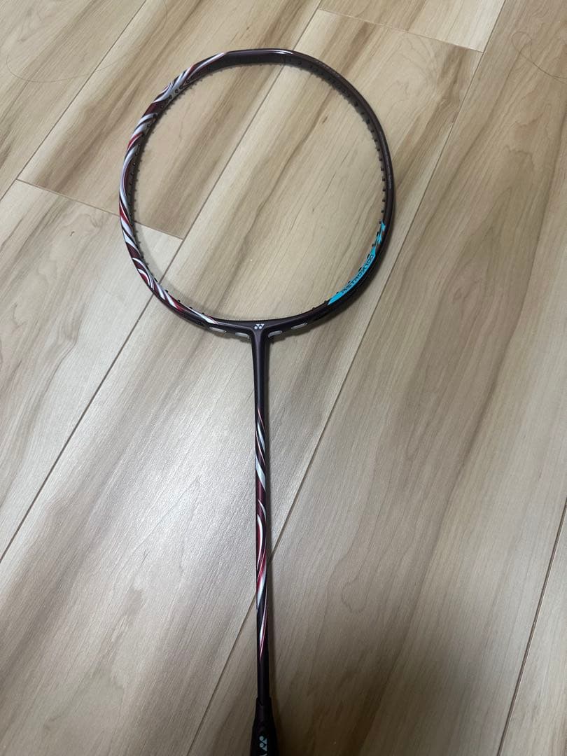 新品‼️ヨネックス アストロクス100ZZ 4U5 レッド