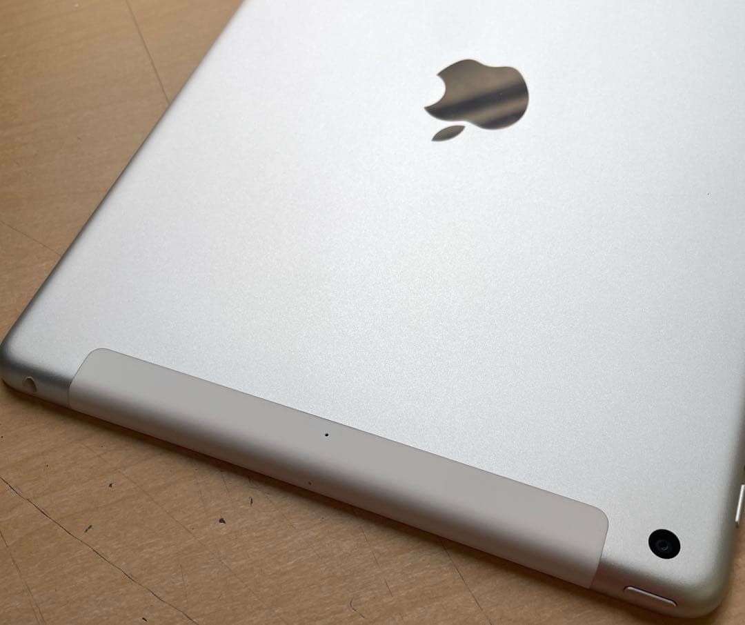 iPad 第7世代 Wi-Fi+Cellular シルバー　32GB 超美品#3