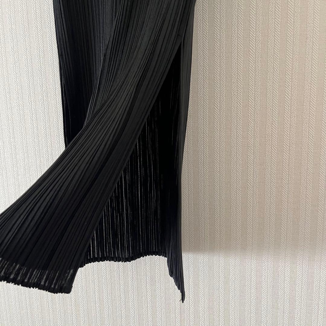 PLEATSPLEASE イッセイミヤケ ロングチュニック　ノースリーブ 黒