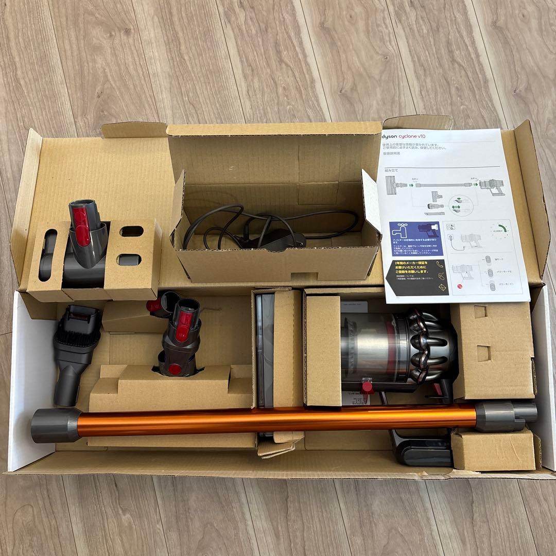 Dyson cyclone v10 fluffy 本体