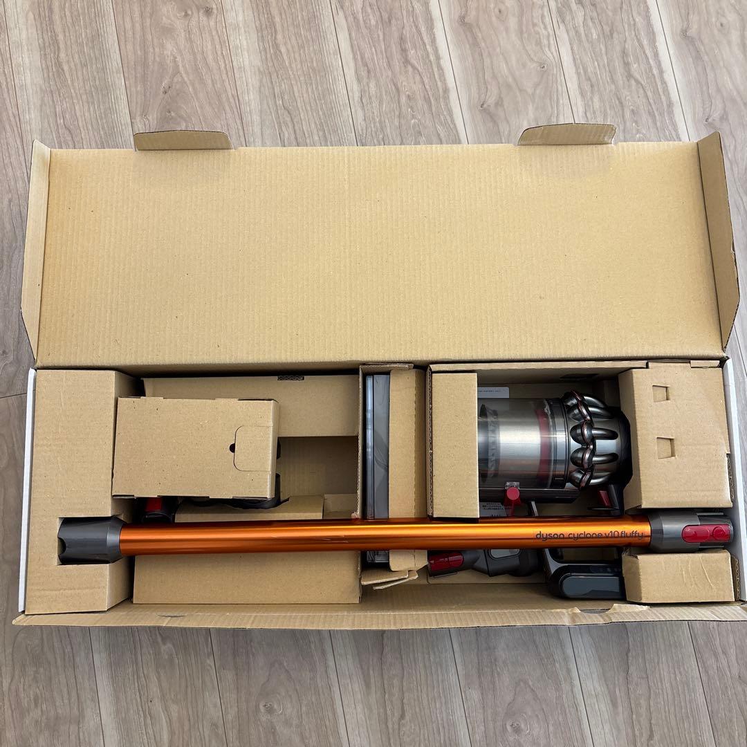 Dyson cyclone v10 fluffy 本体