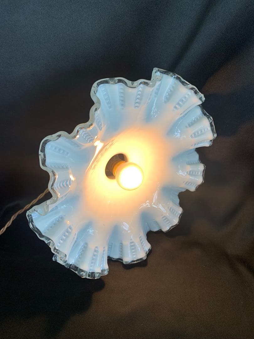 フランス製　MOUTH-BLOWN GLASS VIANNE ガラスシェード照明