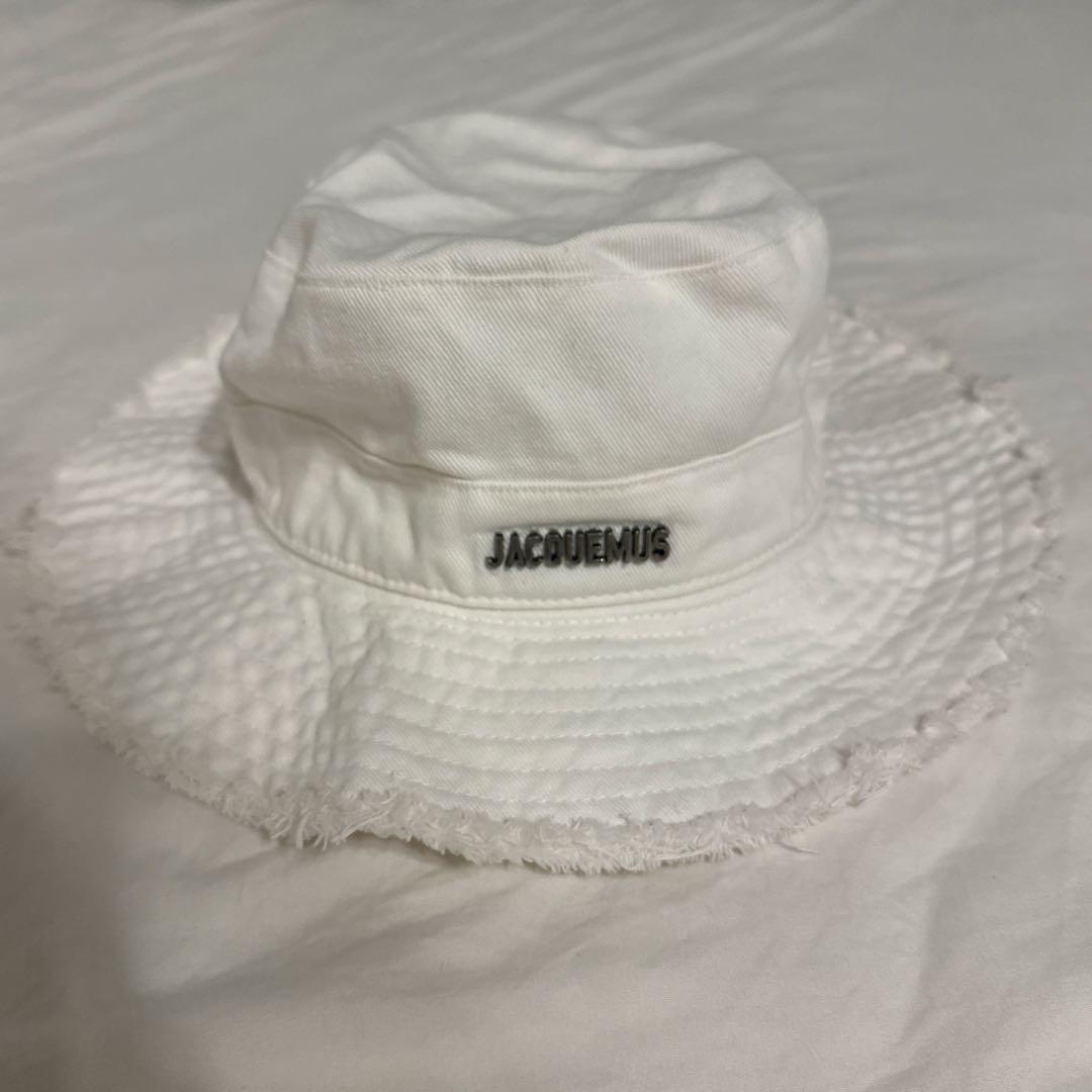JACQUEMUS ホワイト 帽子 バケットハット