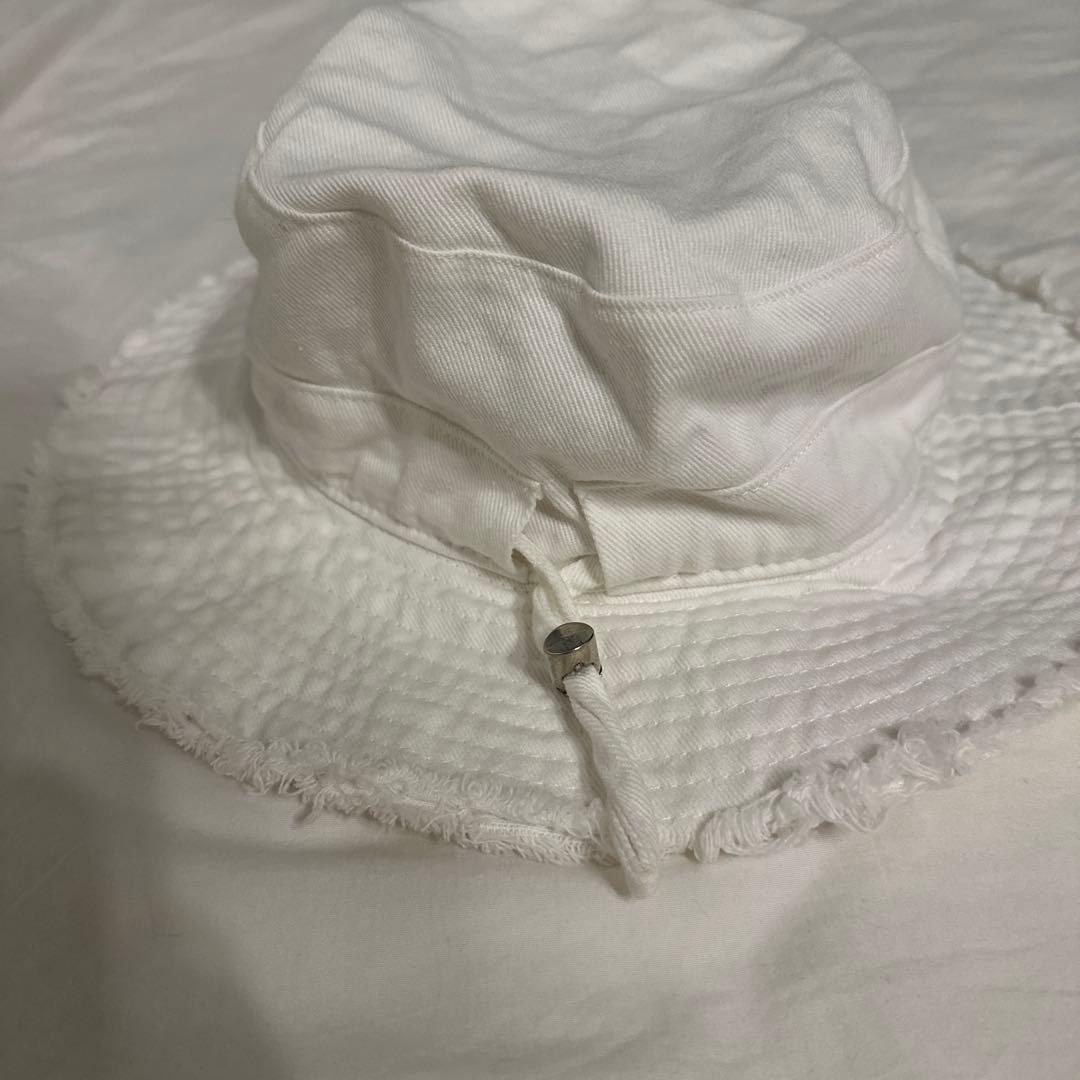 JACQUEMUS ホワイト 帽子 バケットハット