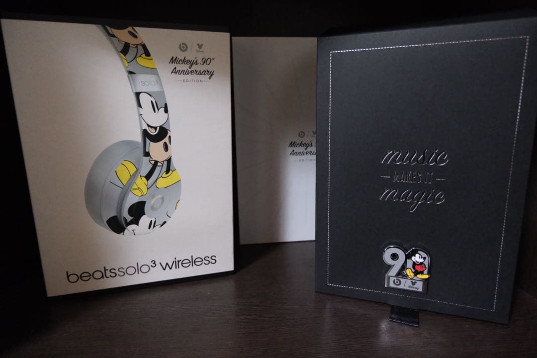 beats solo 3 wireless ミッキーマウス　訳あり