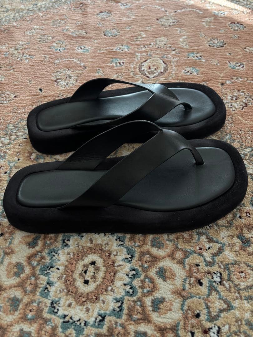 靴 the row ginza 42