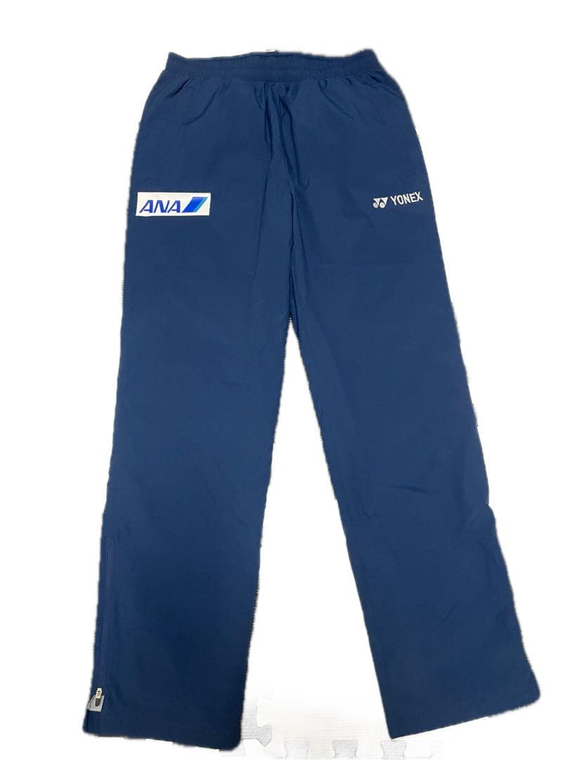 バドミントンウォームアップウェア