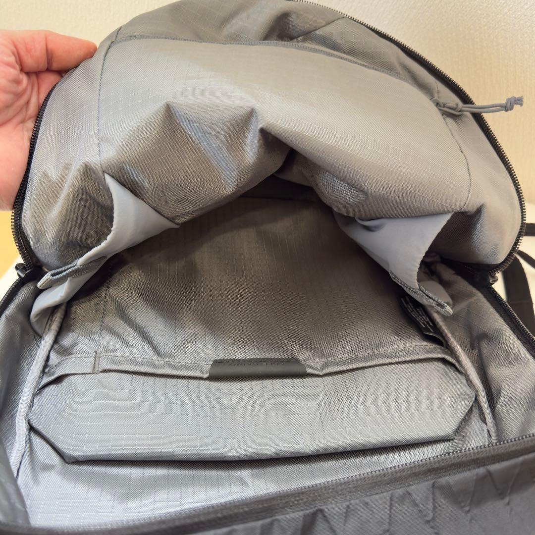 【極美品】Able Carry Thirteen Daybag X-Pac