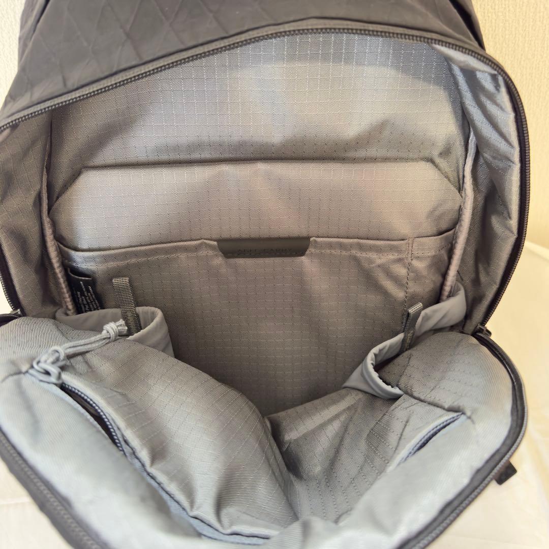 【極美品】Able Carry Thirteen Daybag X-Pac