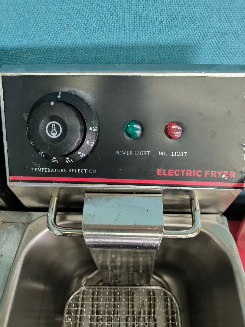 美品　ダイシン　二槽式電気卓上フライヤー　4Lミニフライヤー　FL-DS4W