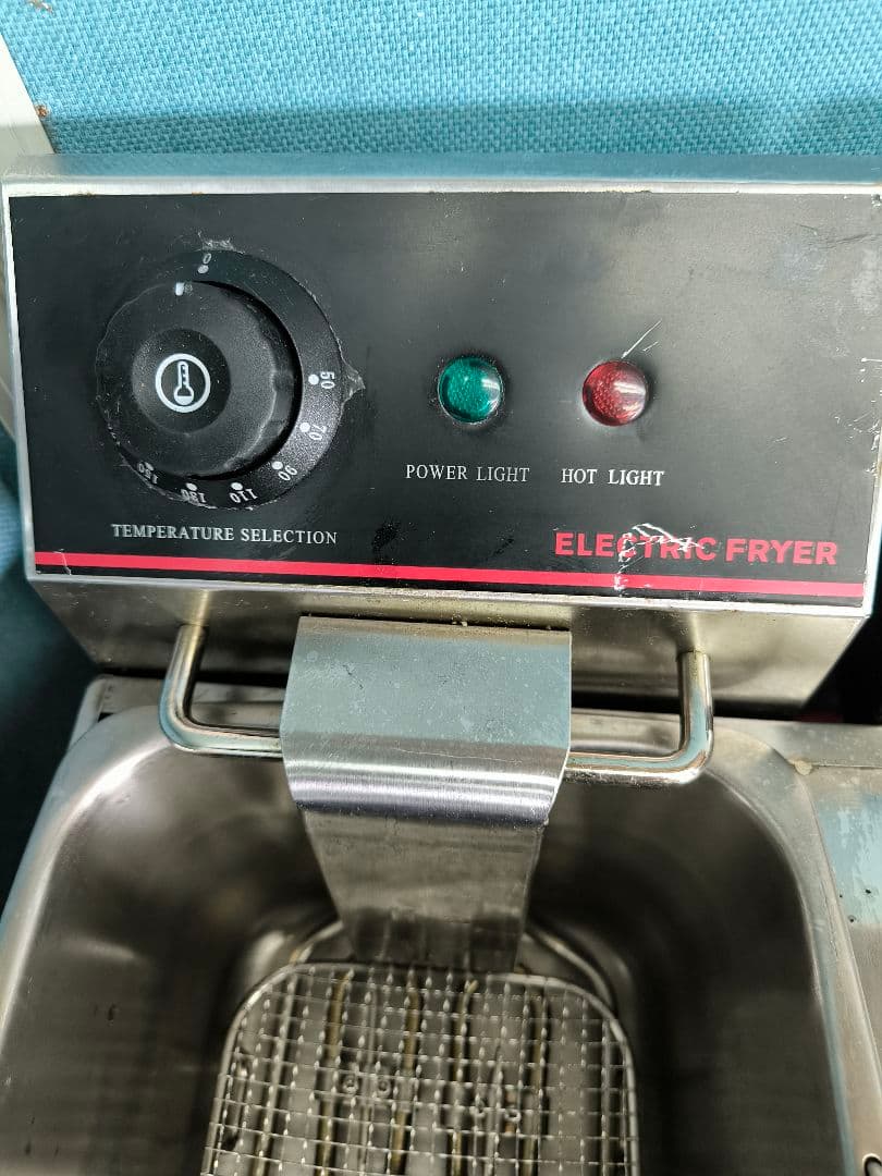 美品　ダイシン　二槽式電気卓上フライヤー　4Lミニフライヤー　FL-DS4W