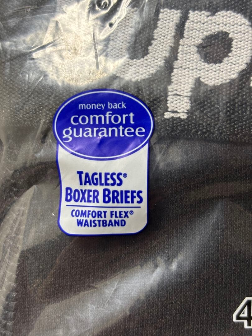 シュプリーム　ボクサーパンツ　4パック　Mサイズ