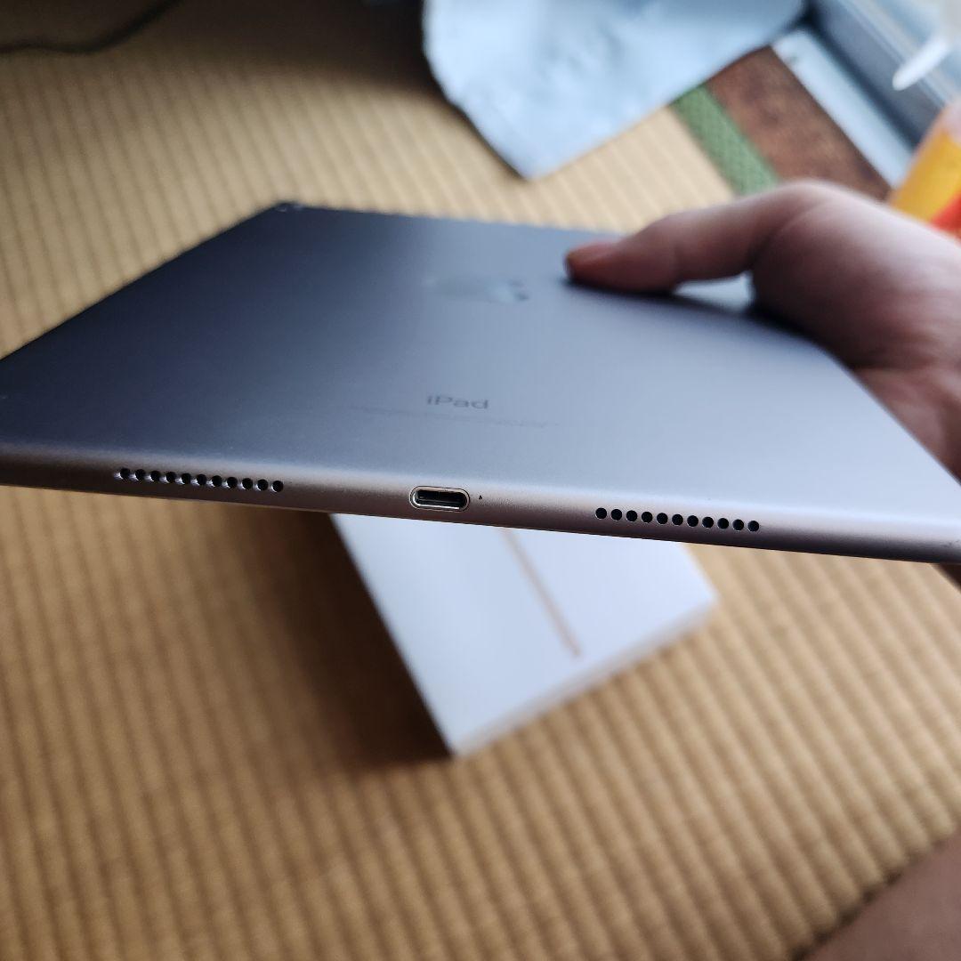 Apple iPad 10.2インチ 64GB バッテリー容量は88%