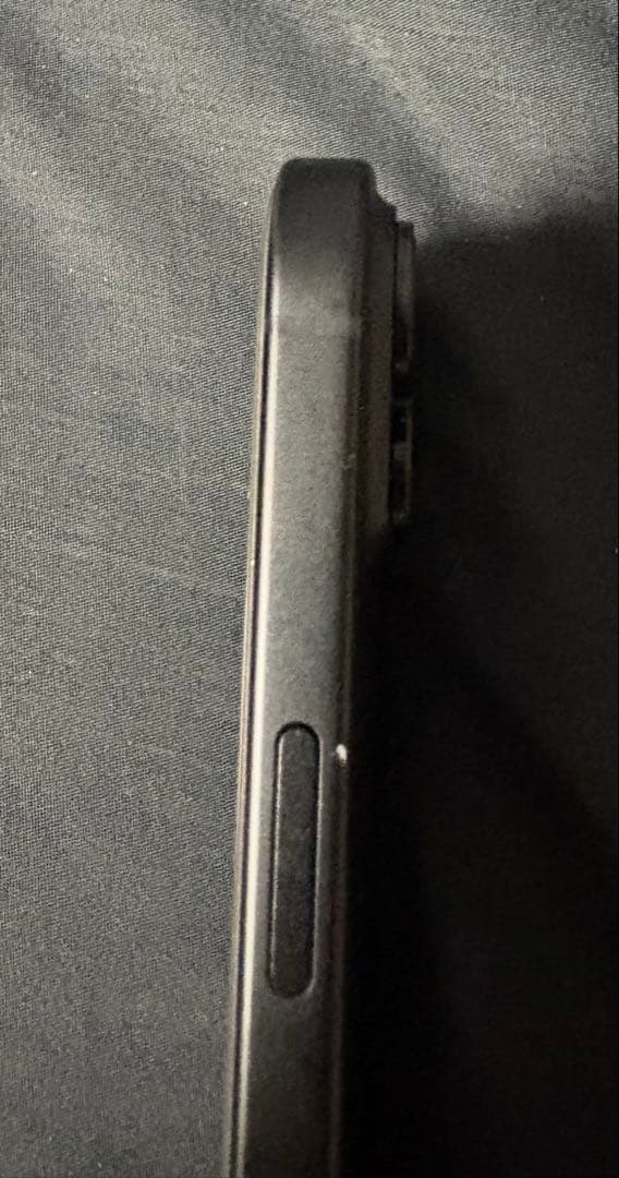 Apple iPhone 15 256GB 本体　simフリー