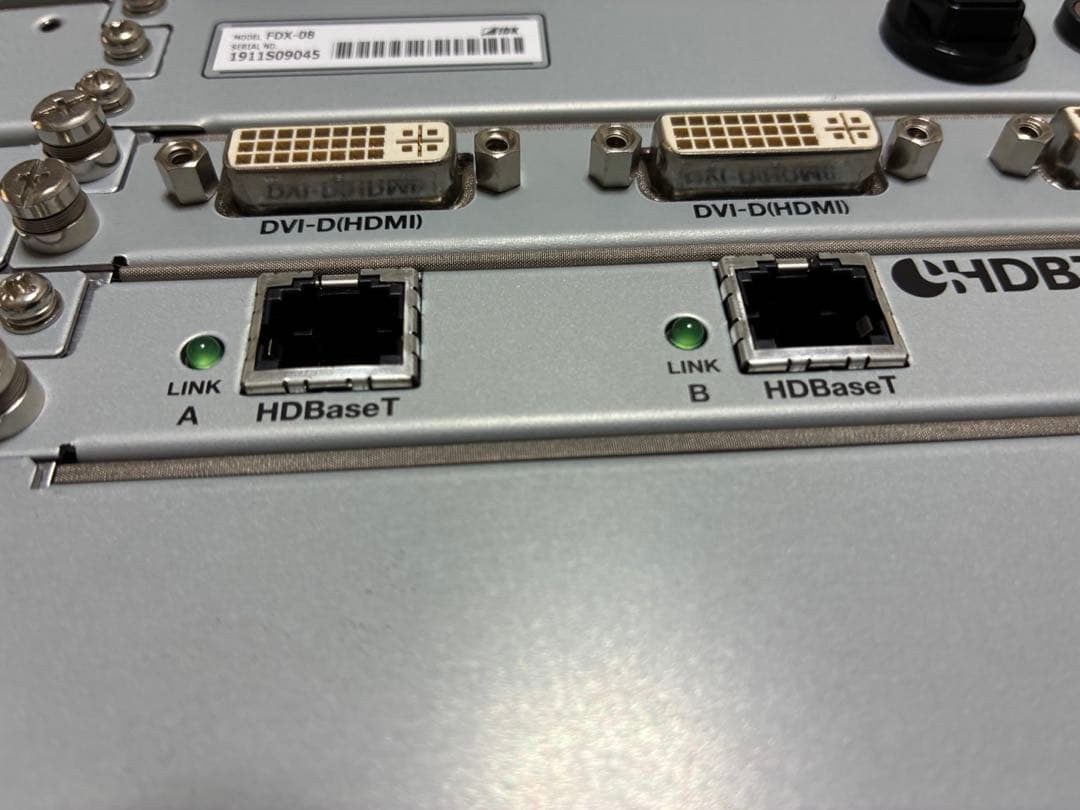 IDK FDX-08 モジュラー型デジタルマトリクススイッチャー