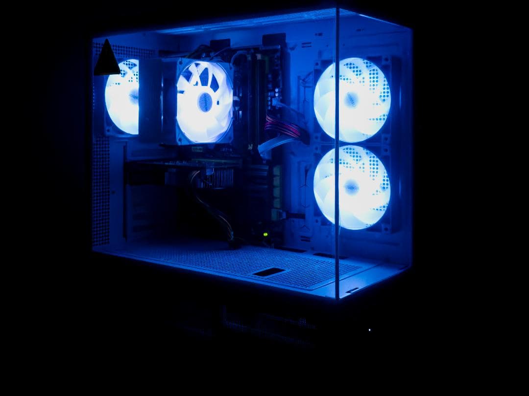 白ゲーミングPC i7 4770/GTX1060/Office2021