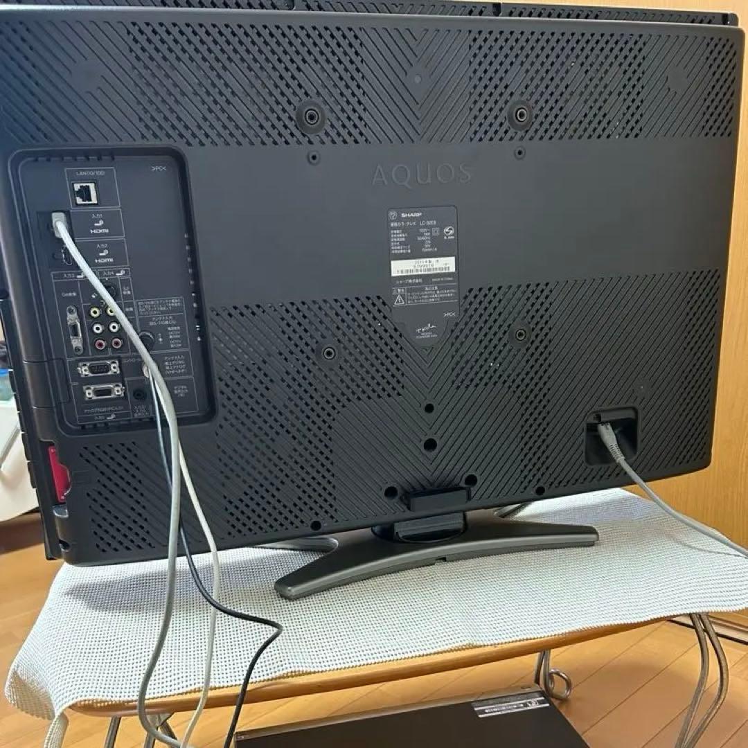 SHARP AQUOS 32インチ 液晶テレビ
