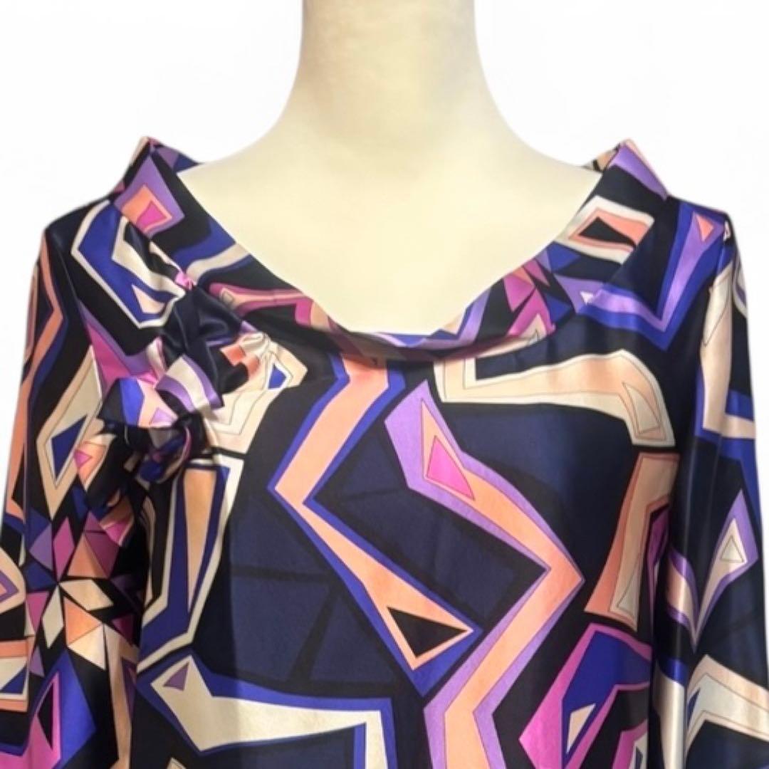 【美品】 エミリオプッチ シルク100% トップスS-M 幾何学柄 リボン