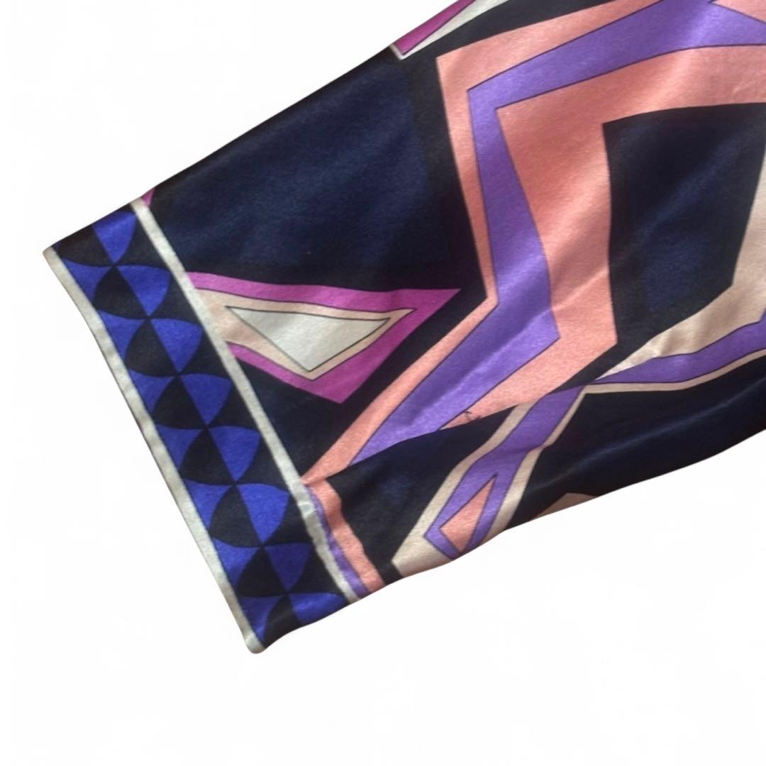 【美品】 エミリオプッチ シルク100% トップスS-M 幾何学柄 リボン