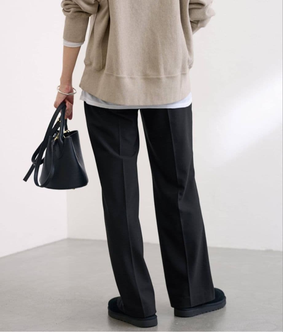 新品タグ付　試着のみ　FRAMeWORK 裏起毛フレアパンツ 　ブラック　40