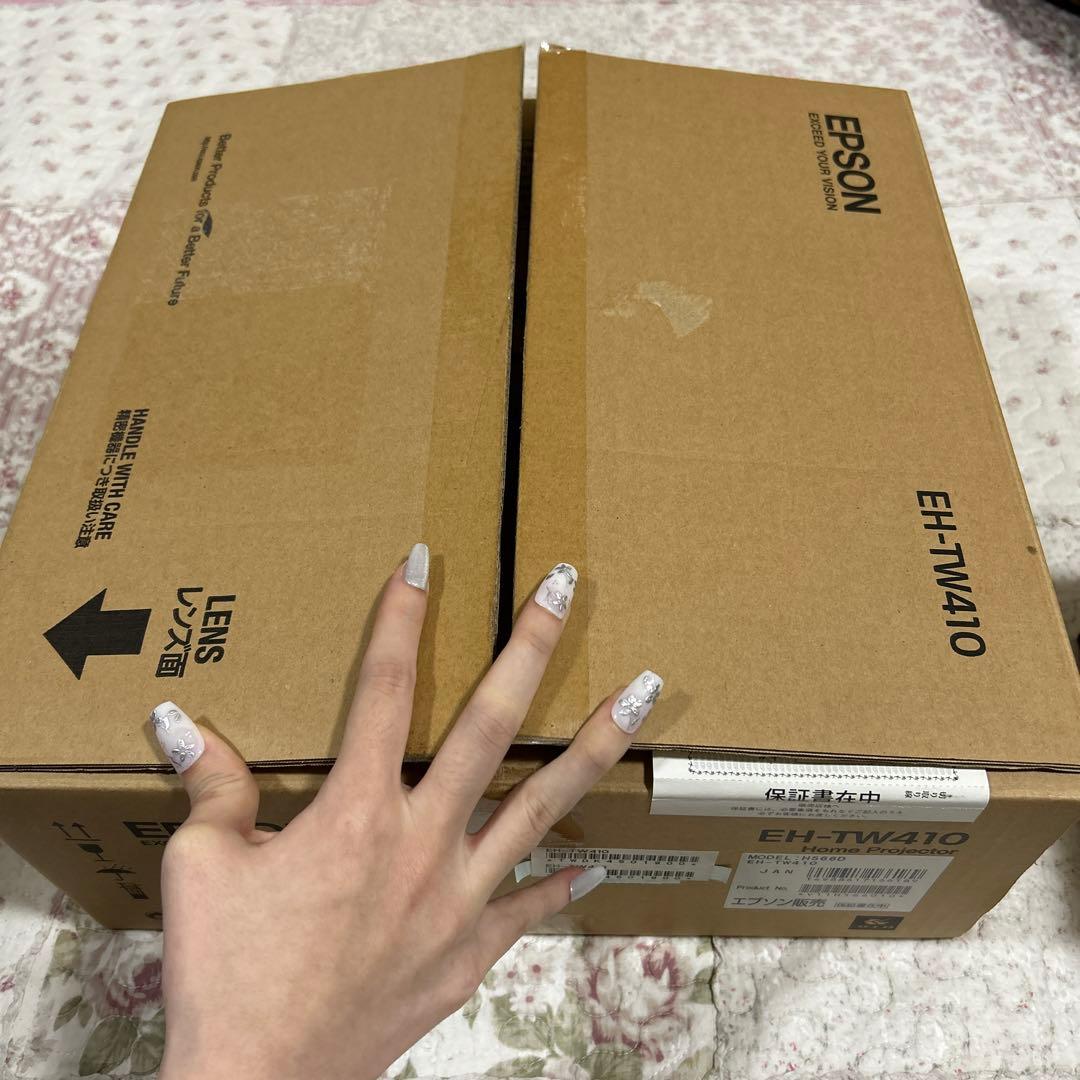 EPSON EH-TW410プロジェクター