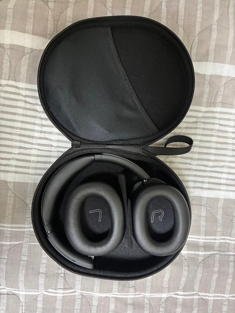 極美品　edifier WH950NB