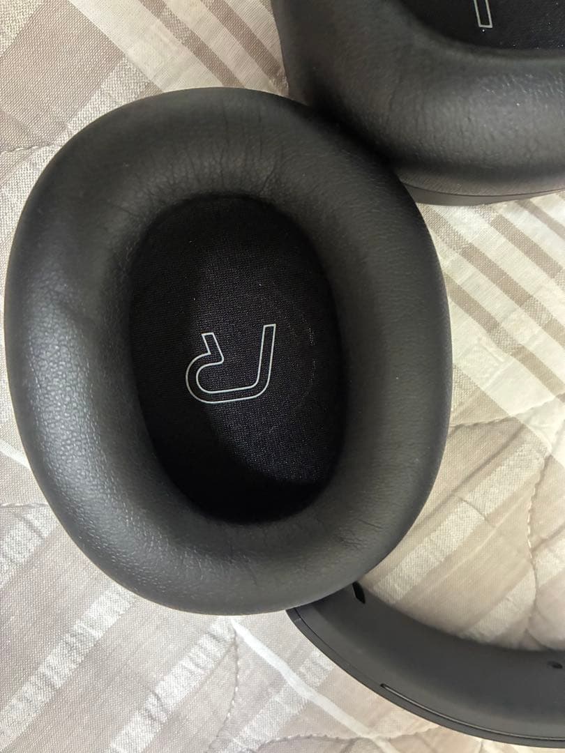 極美品　edifier WH950NB