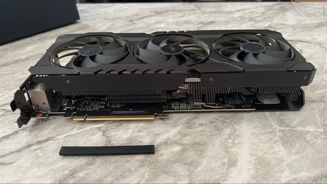 グラフィックボード・グラボ・ビデオカード ASUS TUF GAMING GEFRCE RTX 3090