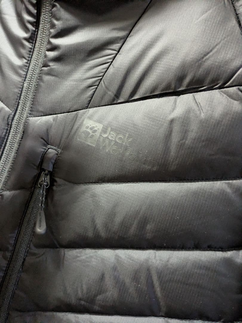 Jack Wolfskin ブラックダウンジャケット