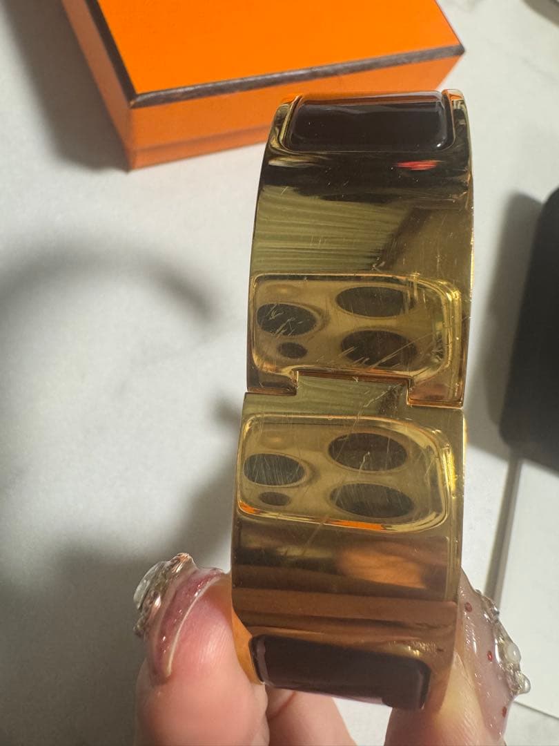 Hermesエナメルブレスレット 《クリックH》