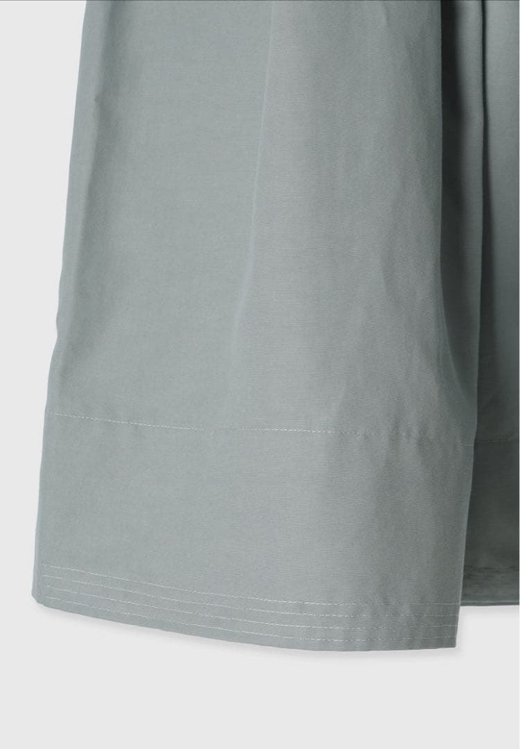 アニュアンス　スプレッドフレアブラウス　グリーン