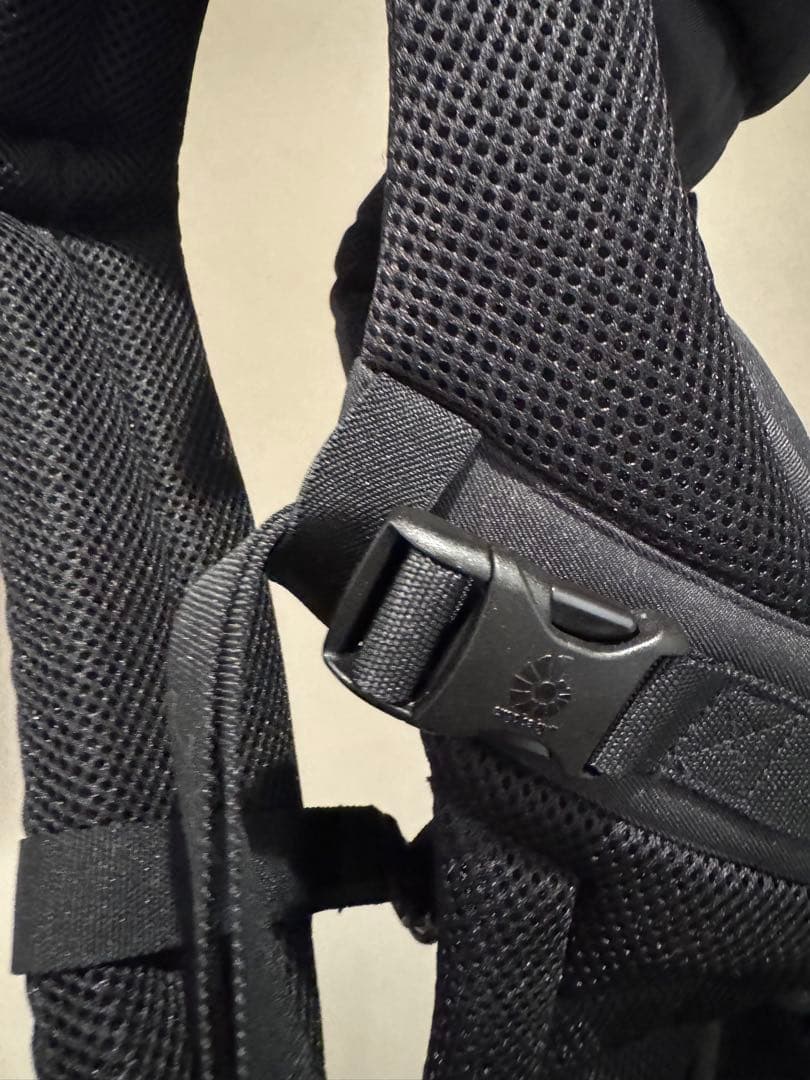 【い】ergobaby ADAPT ブラック 抱っこ紐