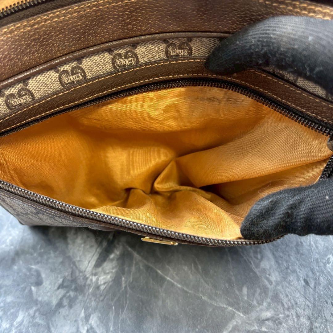 ✨美品✨GUCCI GG ショルダーバッグ ブラウン ベージュ 金具 レザー