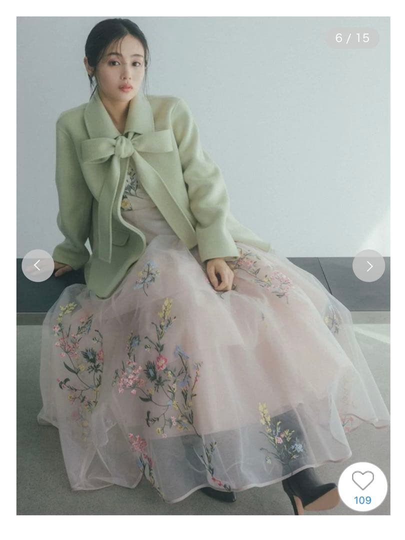 エンブロイダリーチュールドレス