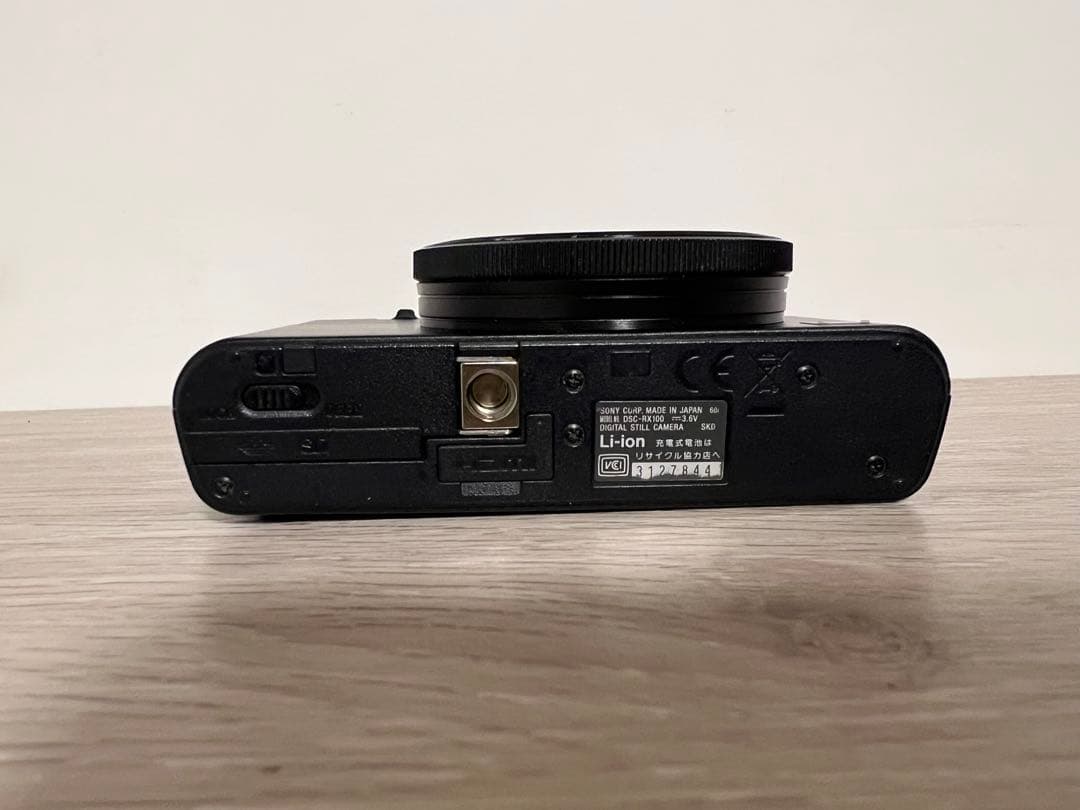 SONY Cyber-shot DSC-RX100 ソニー　ジャンク品