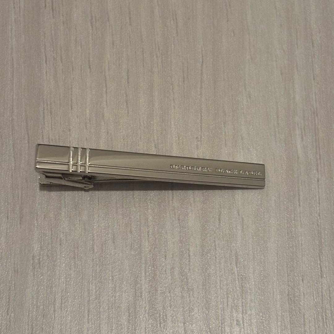 極美品 BURBERRY BLACK LABEL ネクタイピン