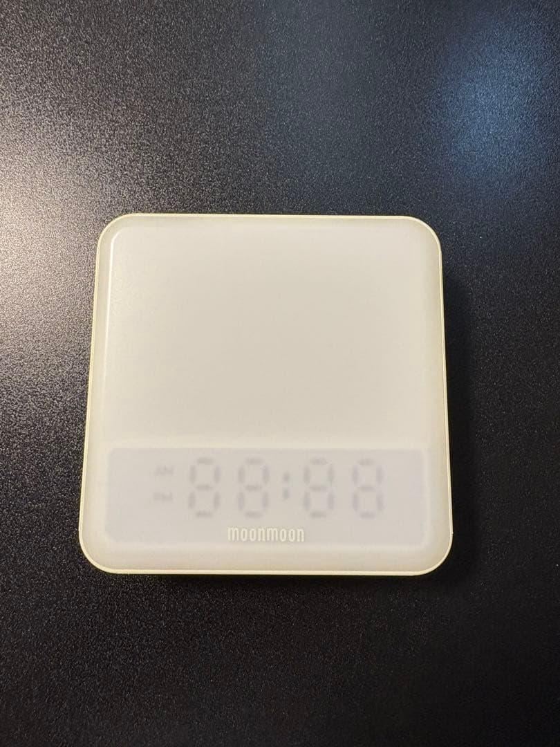 moonmoon デジタル時計 ホワイト ACアダプター付き