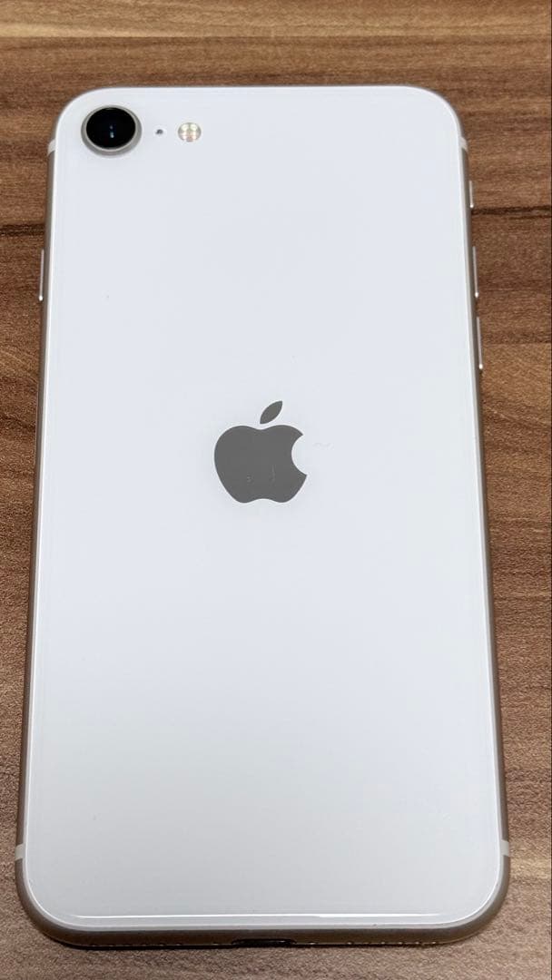 iPhone SE (第3世代) ホワイト 美品 64GB 本体