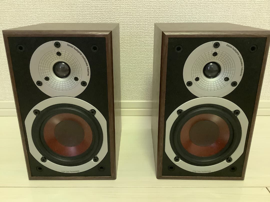 DALI SPEKTOR 1 ウォルナット