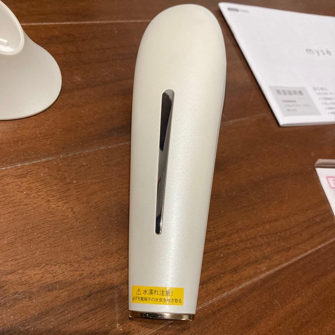 ヤーマン ミーゼmyse スカルプリフトプラス　MS-82W WHITE　美容器