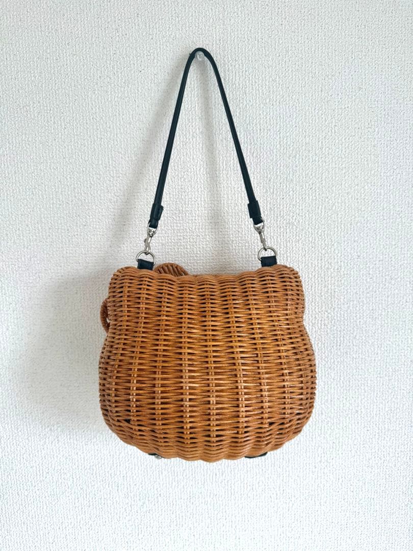 【完売品・希少】アジョリー　ハローキティ　コラボ　かごバッグ