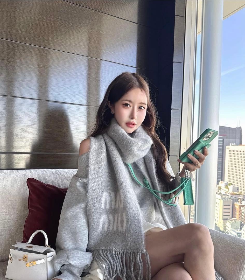 【新品未開封】鈴木亜美さんiPhone15ケース