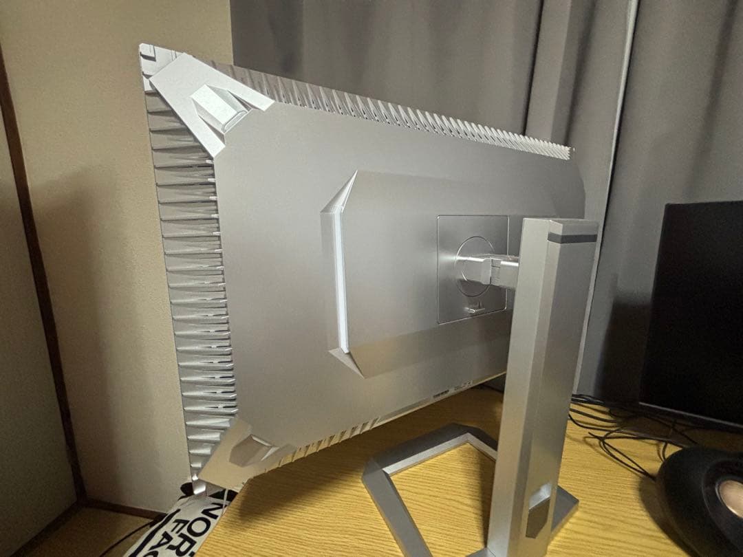 INNOCN 27M2V 4K 160Hz ミニLED