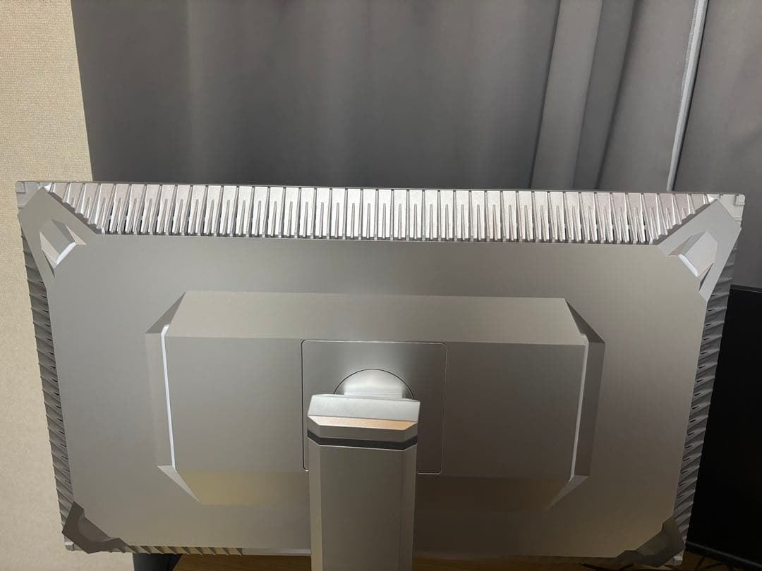 INNOCN 27M2V 4K 160Hz ミニLED