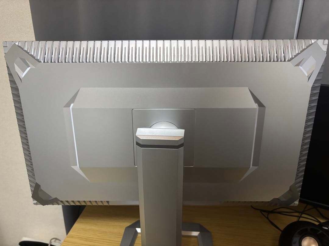 INNOCN 27M2V 4K 160Hz ミニLED