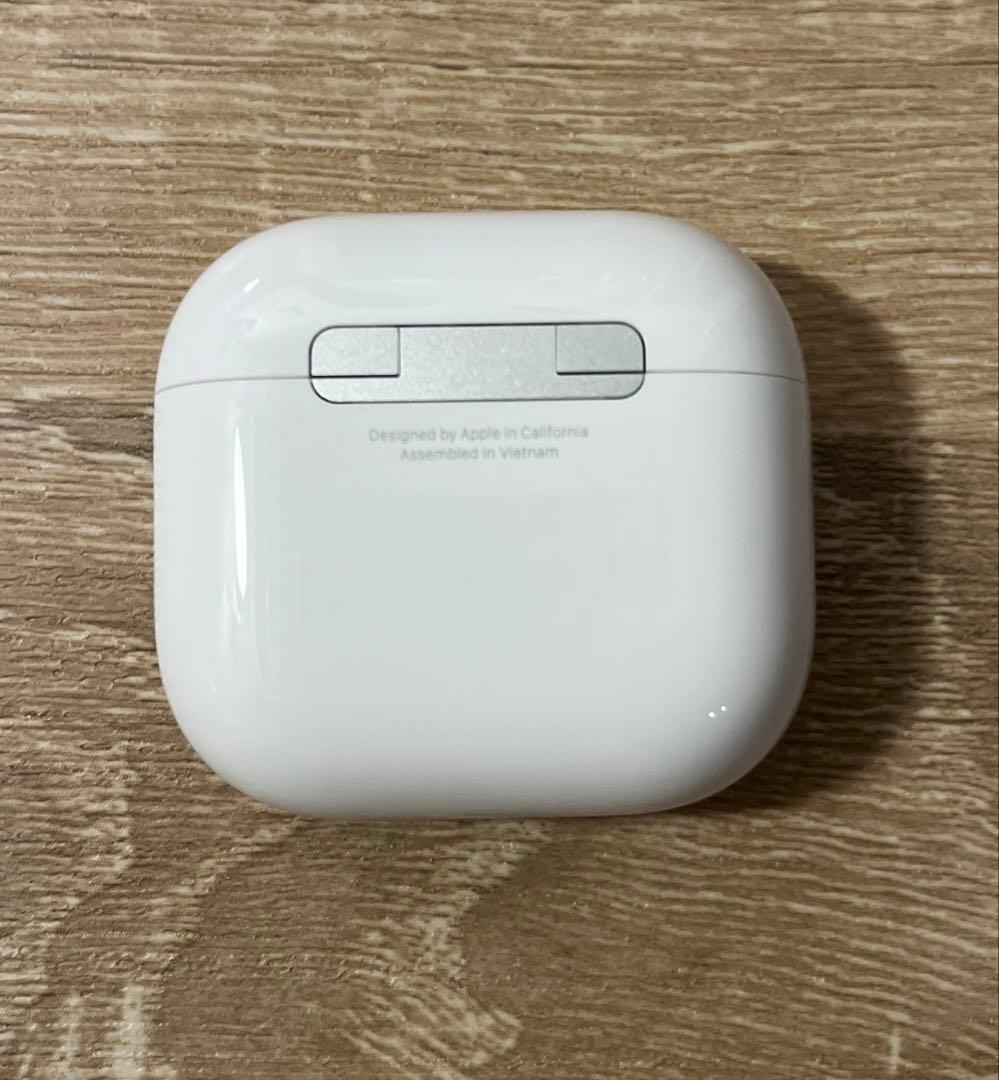 Air Pods 4 アクティブノイズキャンセル機能搭載