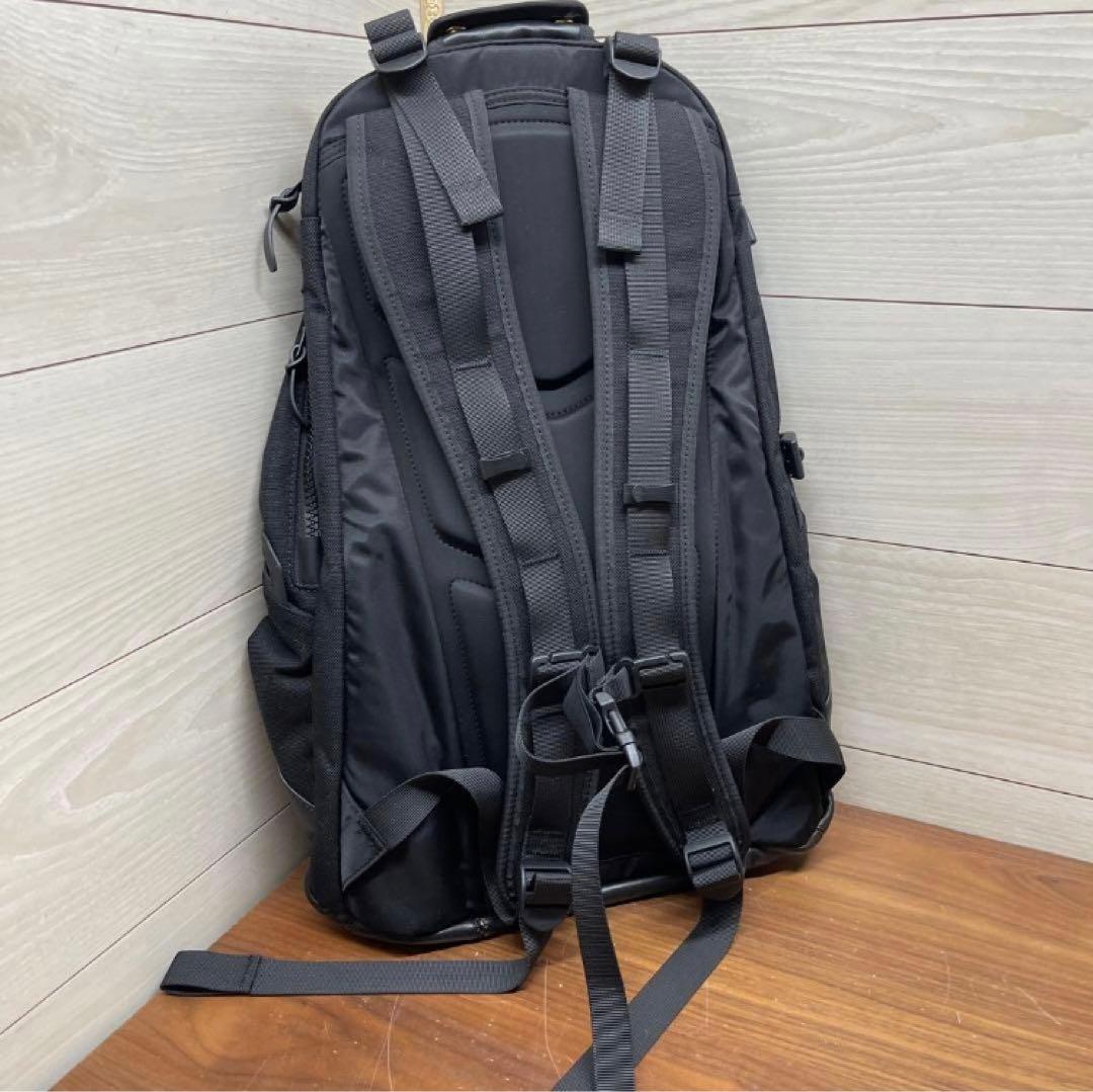 21日まで値下げ　VISVIM CORDURA20Lレザーバックパック 黒