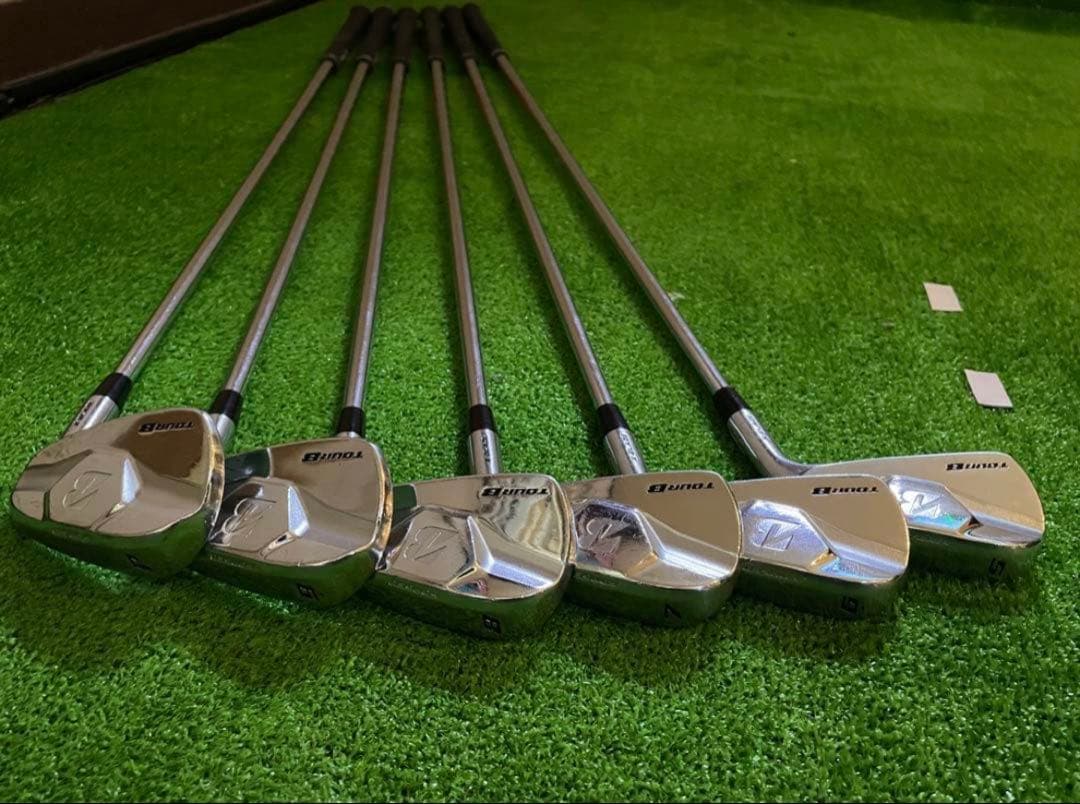 ブリヂストンゴルフ　TOUR B　X-BLADE